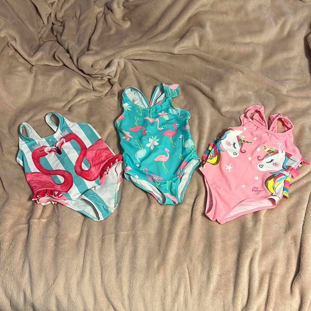3 Toddlers SIZE5 bathing suit bundle